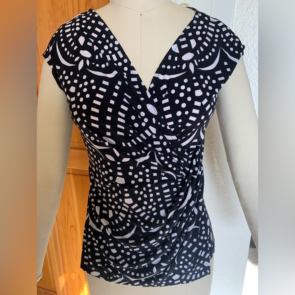 Worthington top in good condition.